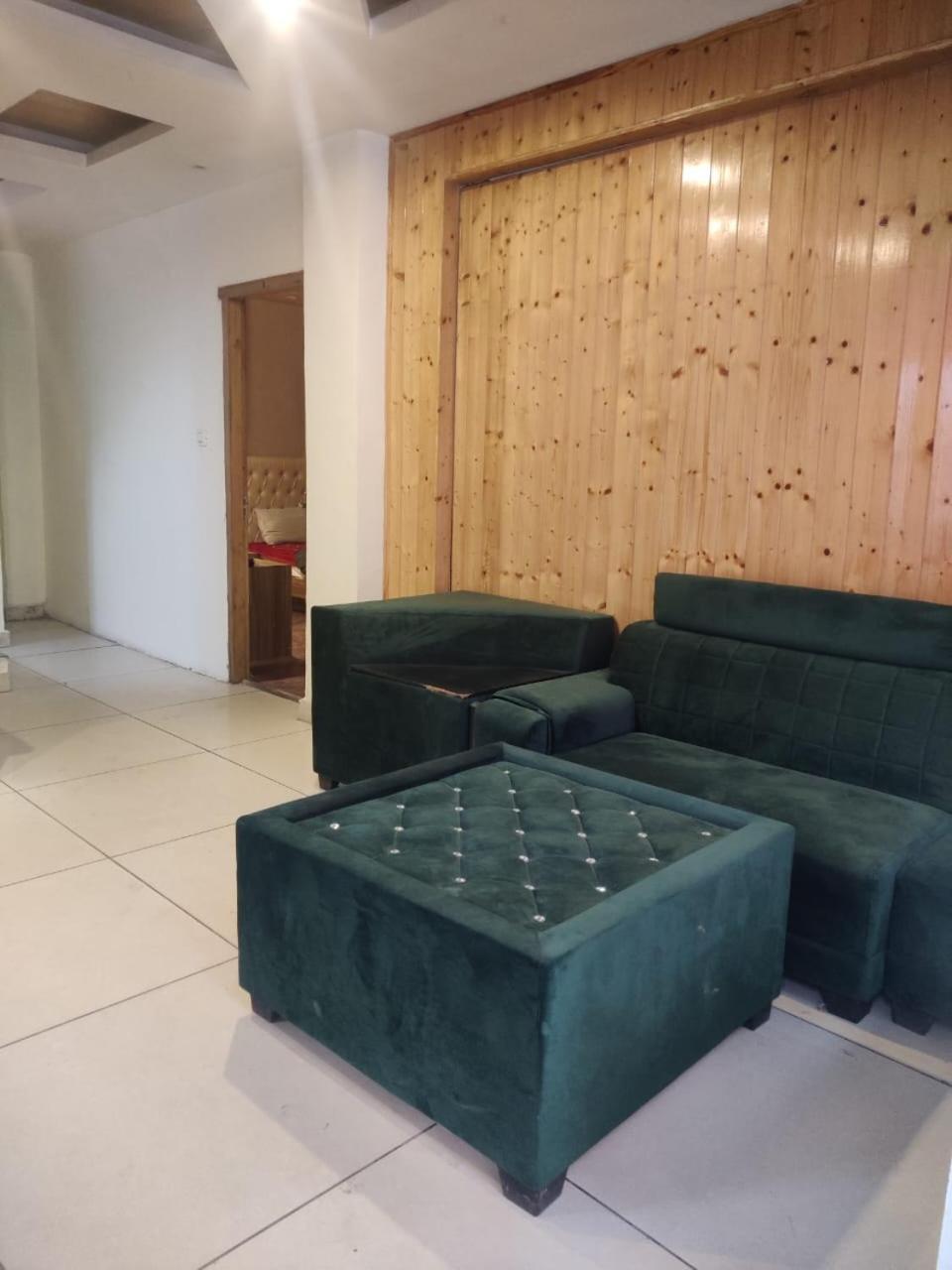 Hotel Di Villa Manāli Buitenkant foto
